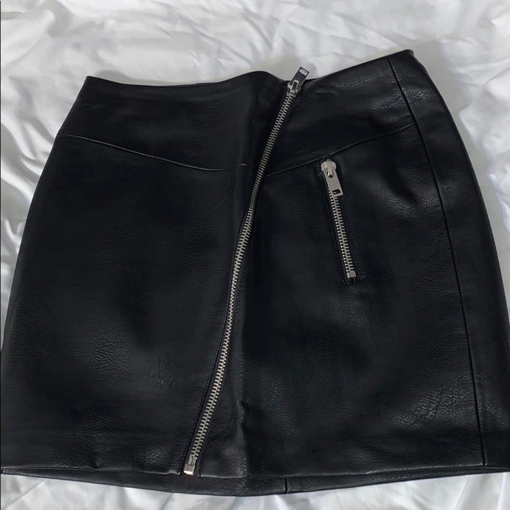 Zip up leather skirt
